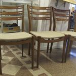 571 5605 CHAIRS
